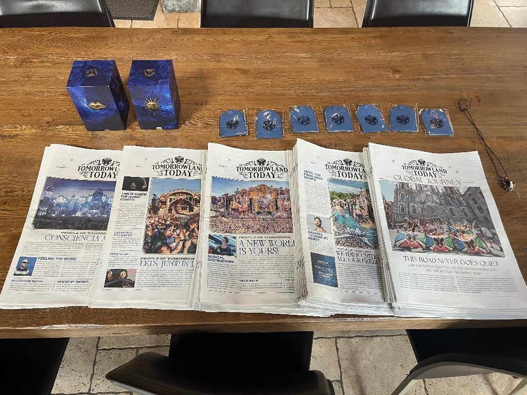 Tomorrowland gadgets, Enlèvement ou Envoi, Neuf
