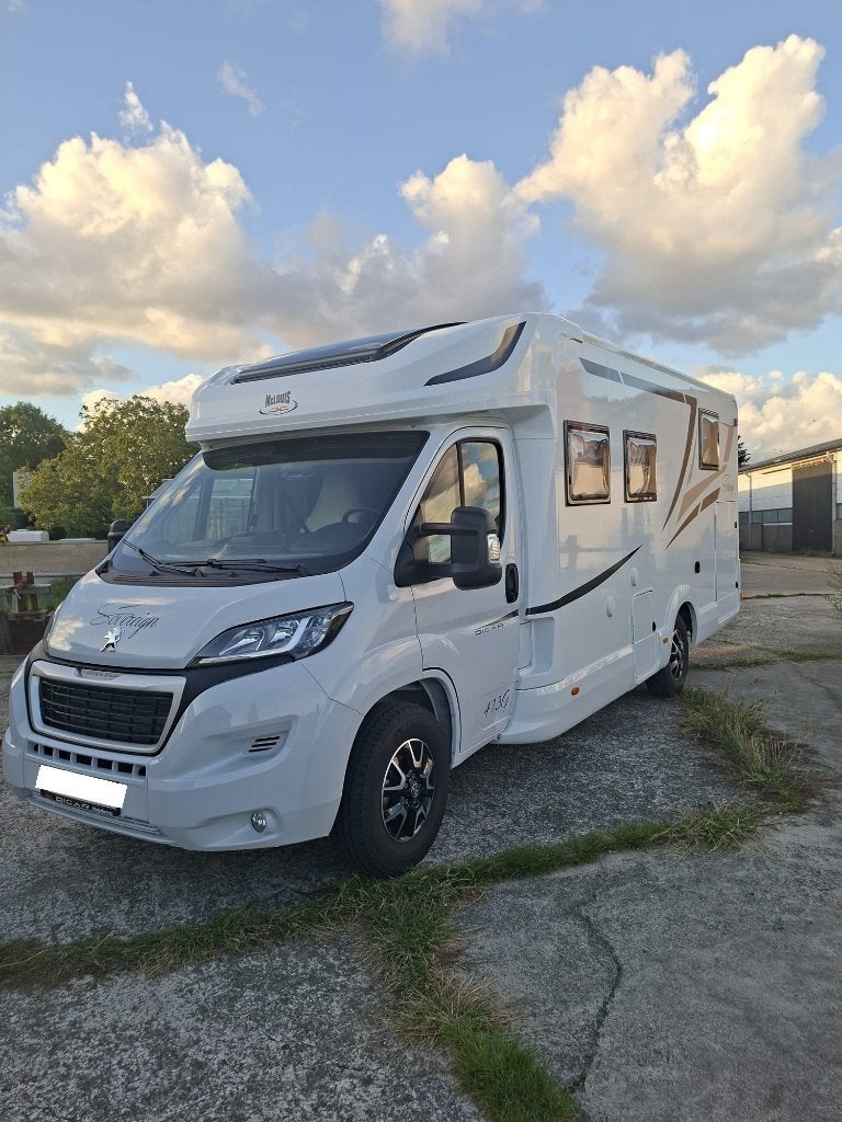 Mobilhome McLouis Sovereign 473 - 140pk, Jusqu'à 5, Autres marques, Boîte manuelle, Diesel