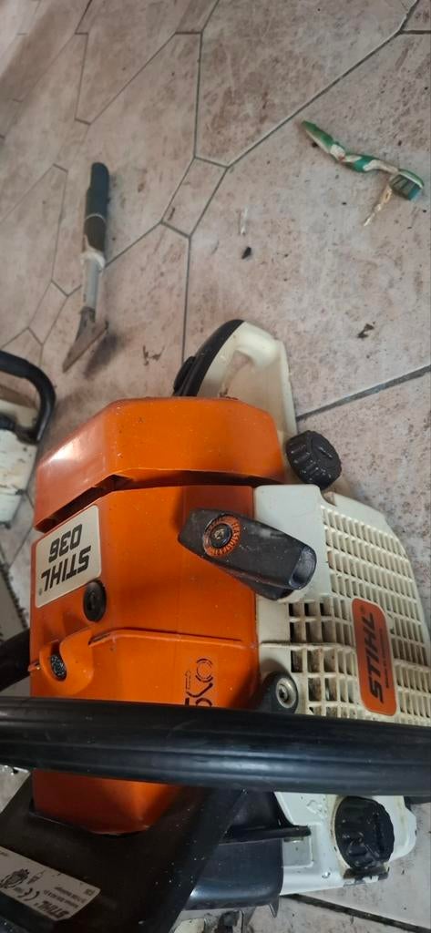 Tronçonneuse stihl ms 036( ms 360) nouveau guide et chaîne., Enlèvement