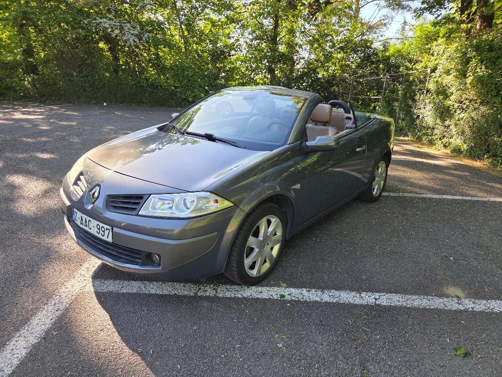 Renault megane cabriolet 2006 146973 km, Autos, Cuir, Achat, 82 kW, Entreprise