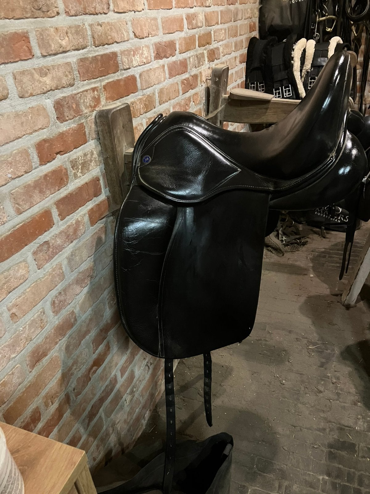 Zeer fijn brandt dressuur zadel, Animaux & Accessoires, Chevaux & Poneys | Selles, Enlèvement, Utilisé, Dressage