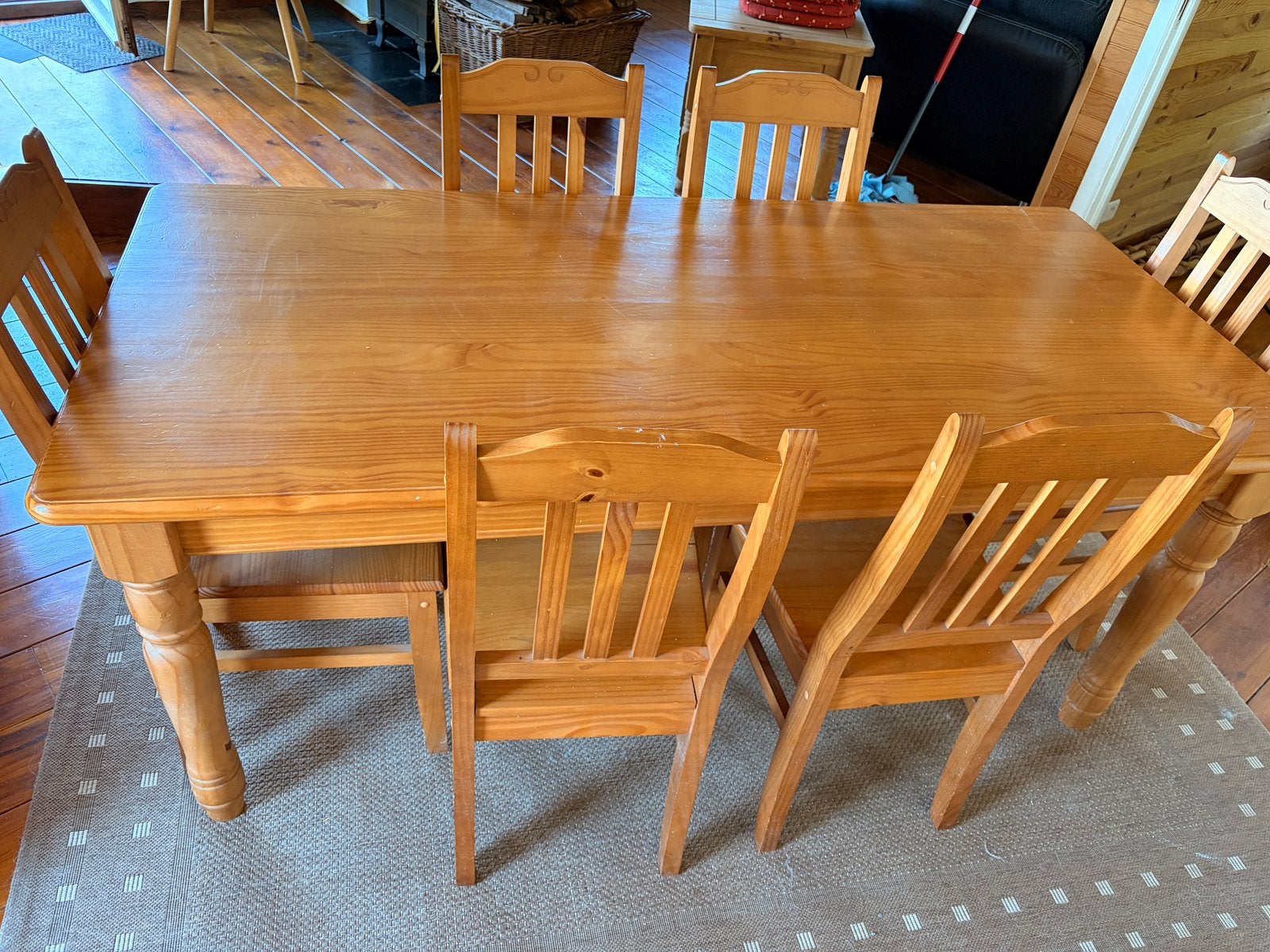 Houten tafel met 6 stoelen, Ophalen, 50 tot 100 cm, Zo goed als nieuw, Vijf personen of meer