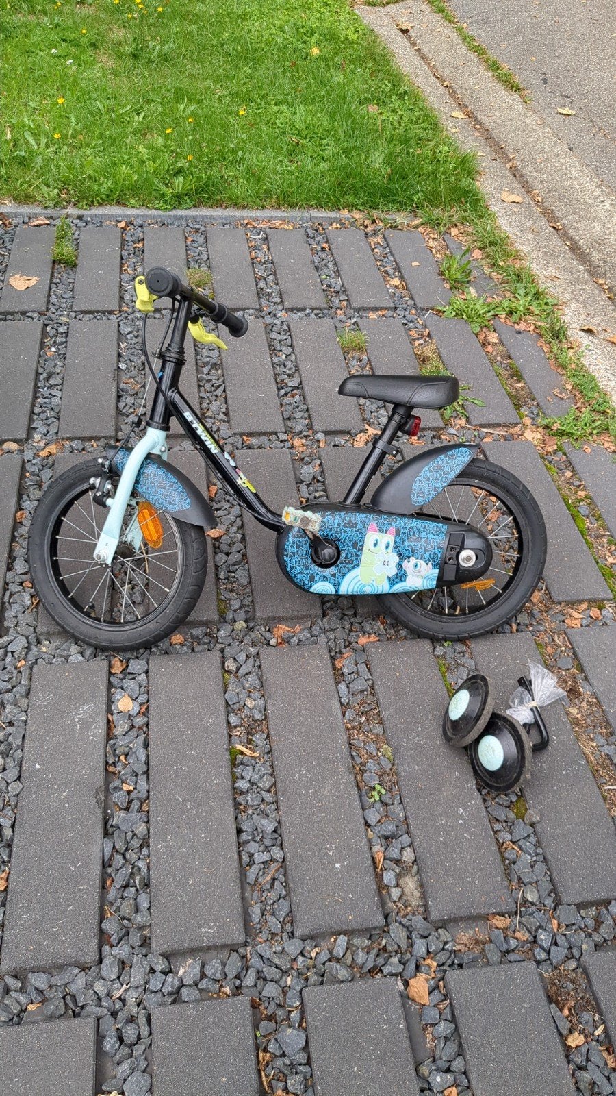 B-twin 14inch fiets, Fietsen en Brommers, Ophalen, Zijwieltjes, Gebruikt, Velgrem