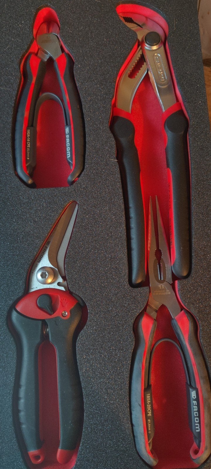 set de 4 pinces Facom
MODM.CPEA2

pince coupant, Enlèvement ou Envoi, Neuf, Pince, Facom