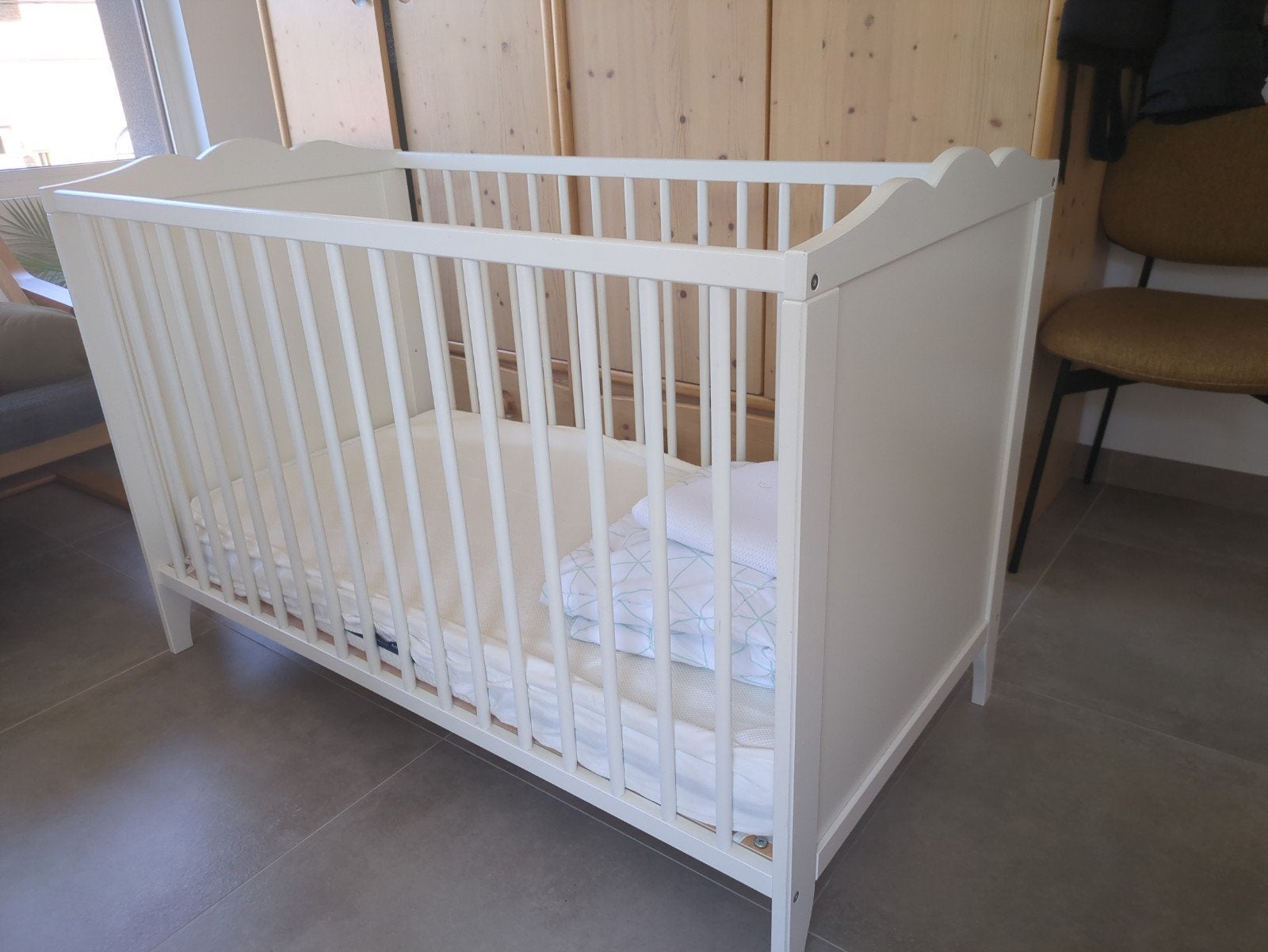 Lit bébé avec accessoires, Enlèvement