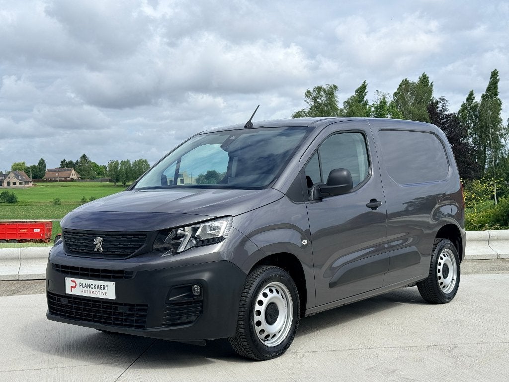 Peugeot Partner 1.6 BlueHdi 100pk *PDC/Cam/GPS/Carplay*, Voorwielaandrijving, Stof, 4 cilinders, 109 g/km