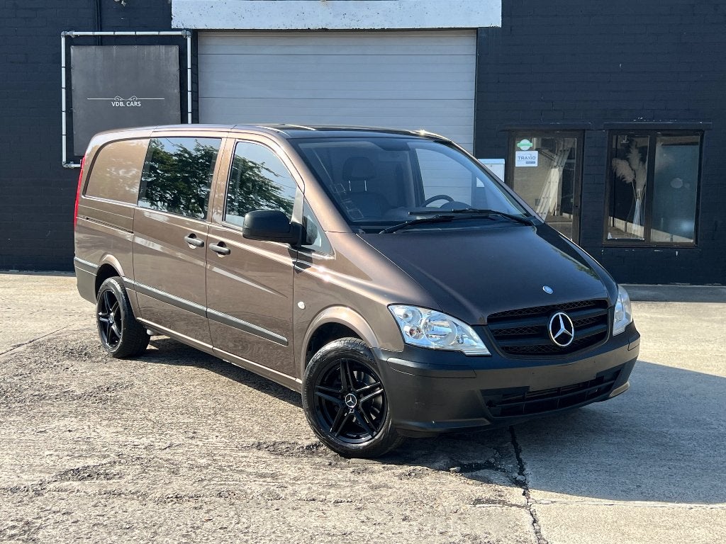 Mercedes vito / 141,000km / AUTOMAAT / LICHTEVRACHT / 6zit, Auto's, Automaat, Mercedes-Benz, Bedrijf, Te koop