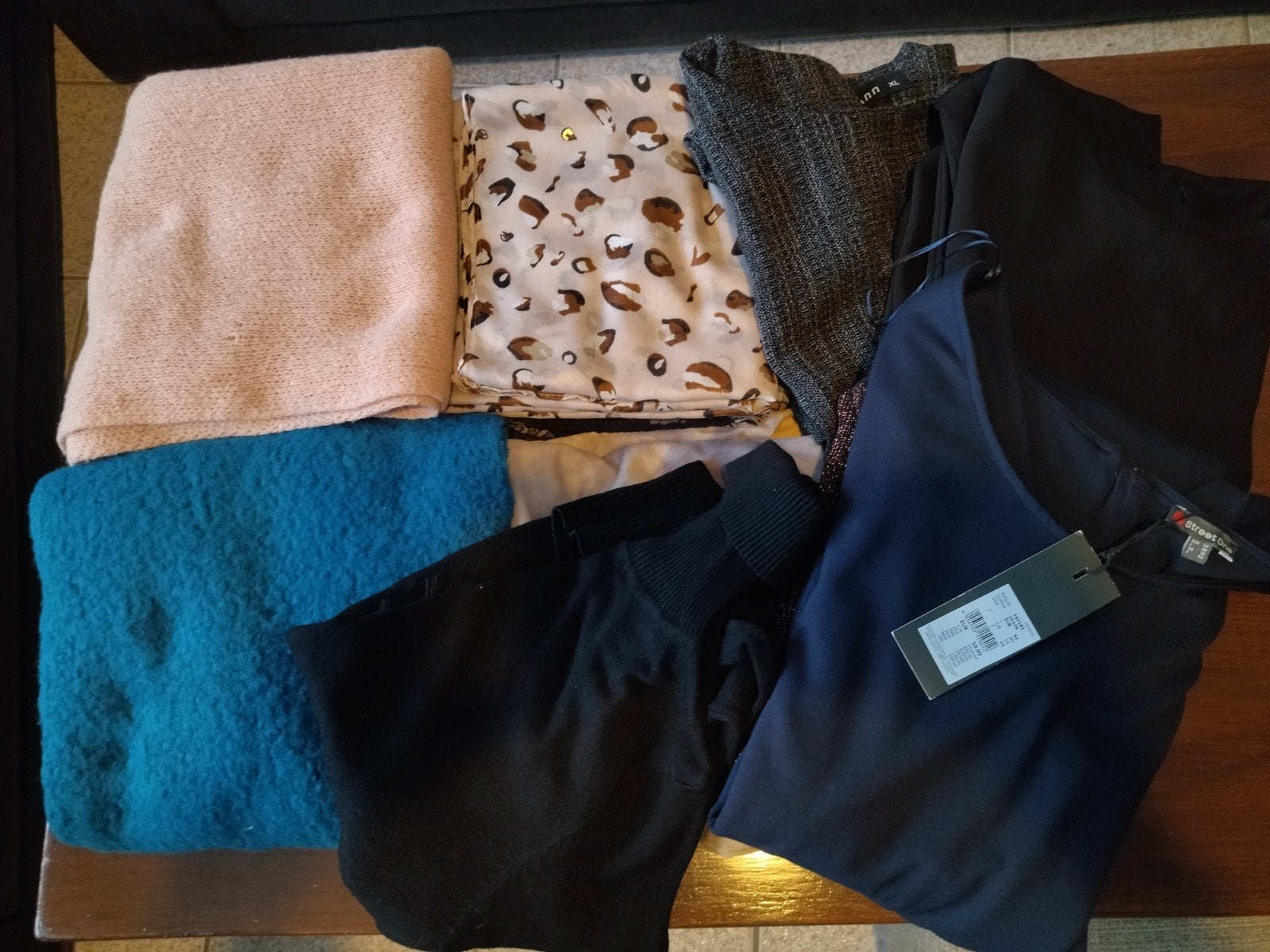 lot vêtements femme 42 & XL - Robes de marque (Street One, H, Ophalen of Verzenden, Zo goed als nieuw, Maat 42/44 (L)