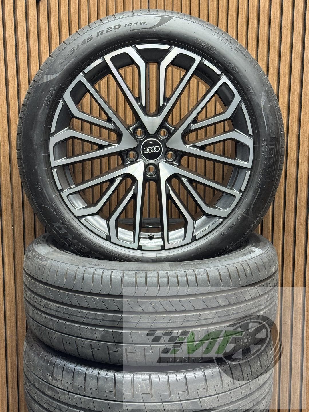 20" Audi Q5 SQ5 Sportback Multi-SPK TVA incluse DÉMO 255 45, Autos : Pièces & Accessoires, Neuf, Pneus et Jantes, Pneus hiver