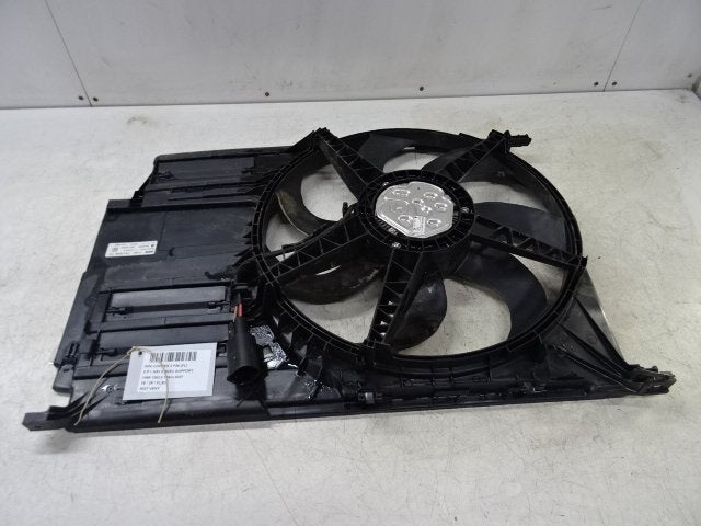 RADIATEURVENTILATOR Mini Mini (F56) (763607006), Gebruikt, Mini, Petuelring 130
80809  München, DE, Minikundenbetreuung@mini.de