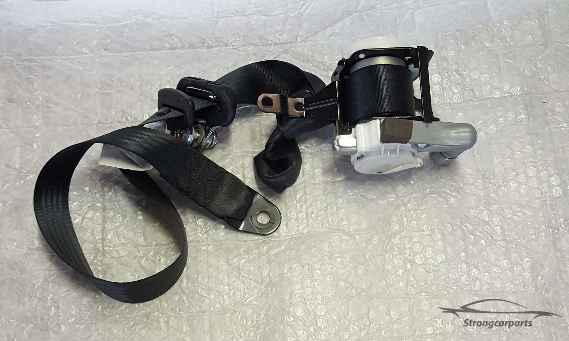 Suzuki alto Gordelspanner rechts. 84920-68K0, -, Utilisé, -, Suzuki