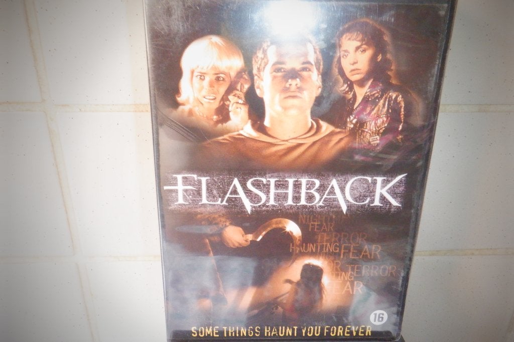 DVD Flashback.SEALED !, CD & DVD, Suppléments, Enlèvement ou Envoi, Néerlandais, À partir de 16 ans