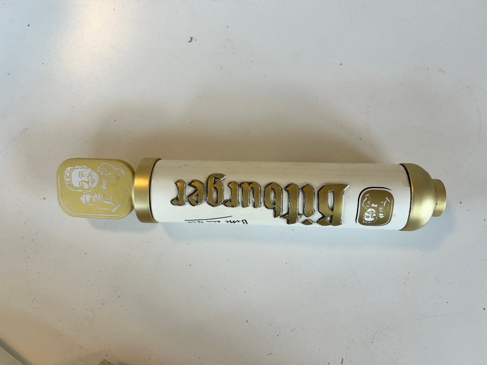 Tapkraan taphandvat bitburger, Ophalen, Zo goed als nieuw