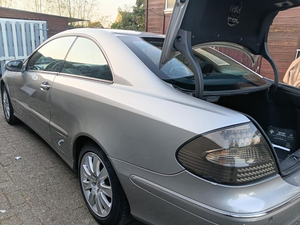 Mercedes 200, Auto's, Particulier, Diesel, Te koop