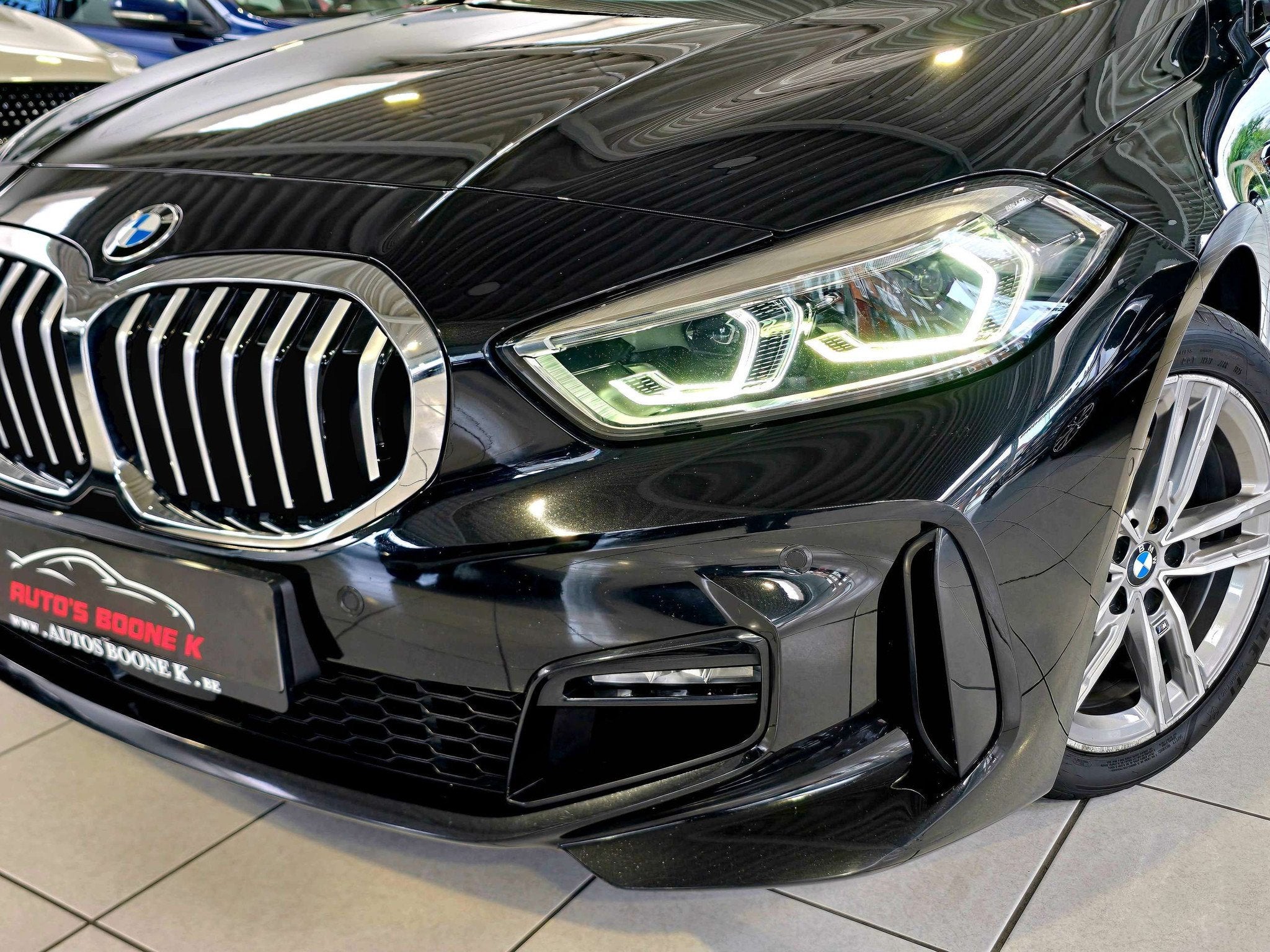 BMW 118 118i M Sport / Sfeerverlichting / Led lichts /PDC, Auto's, 135 pk, 1 Reeks, Gebruikt, Lichtsensor