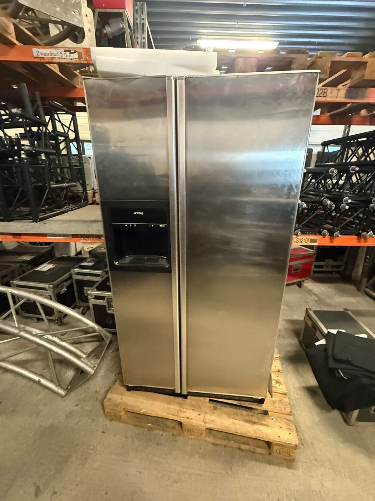 Smeg americaanse koelkast met ijsblok machine, Ophalen, Zo goed als nieuw