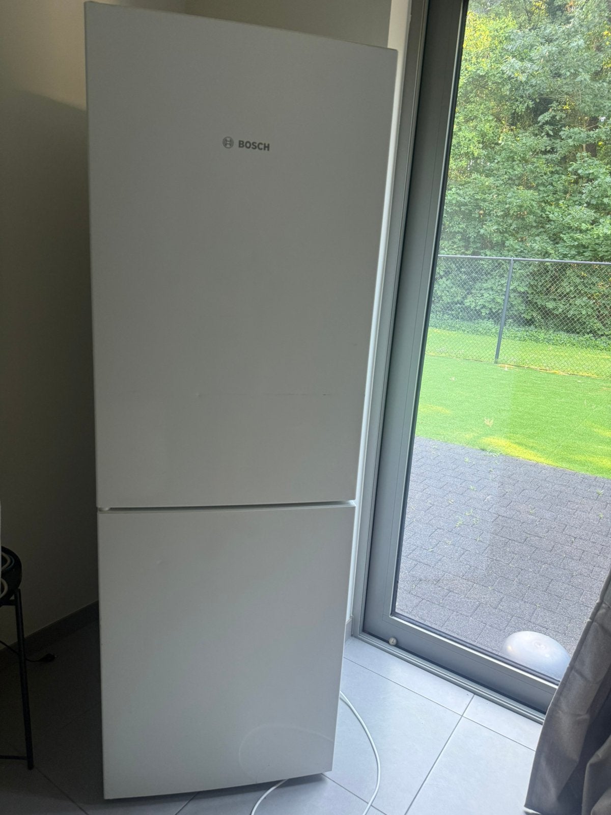 Bosch koelkast (werkt niet), Elektronische apparatuur, Koelkasten en IJskasten, Ophalen, Zo goed als nieuw, Met vriesvak