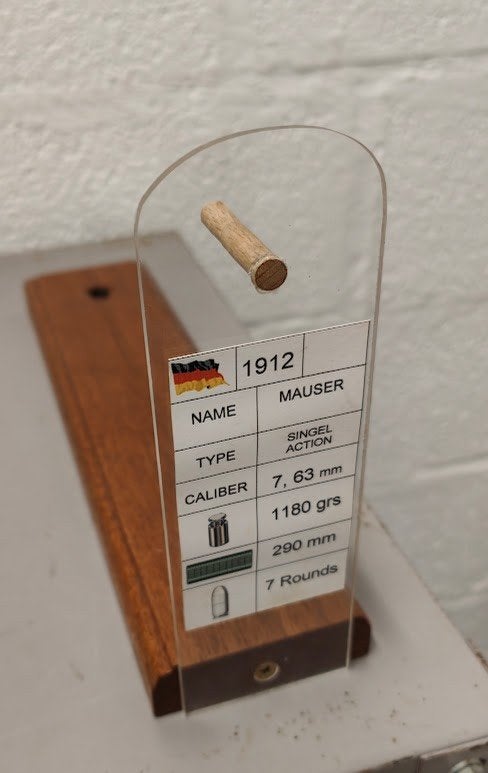 Présentoir en bois/plexiglas pour pistolet C96 allemand, Enlèvement ou Envoi, Armée de terre, Autres types