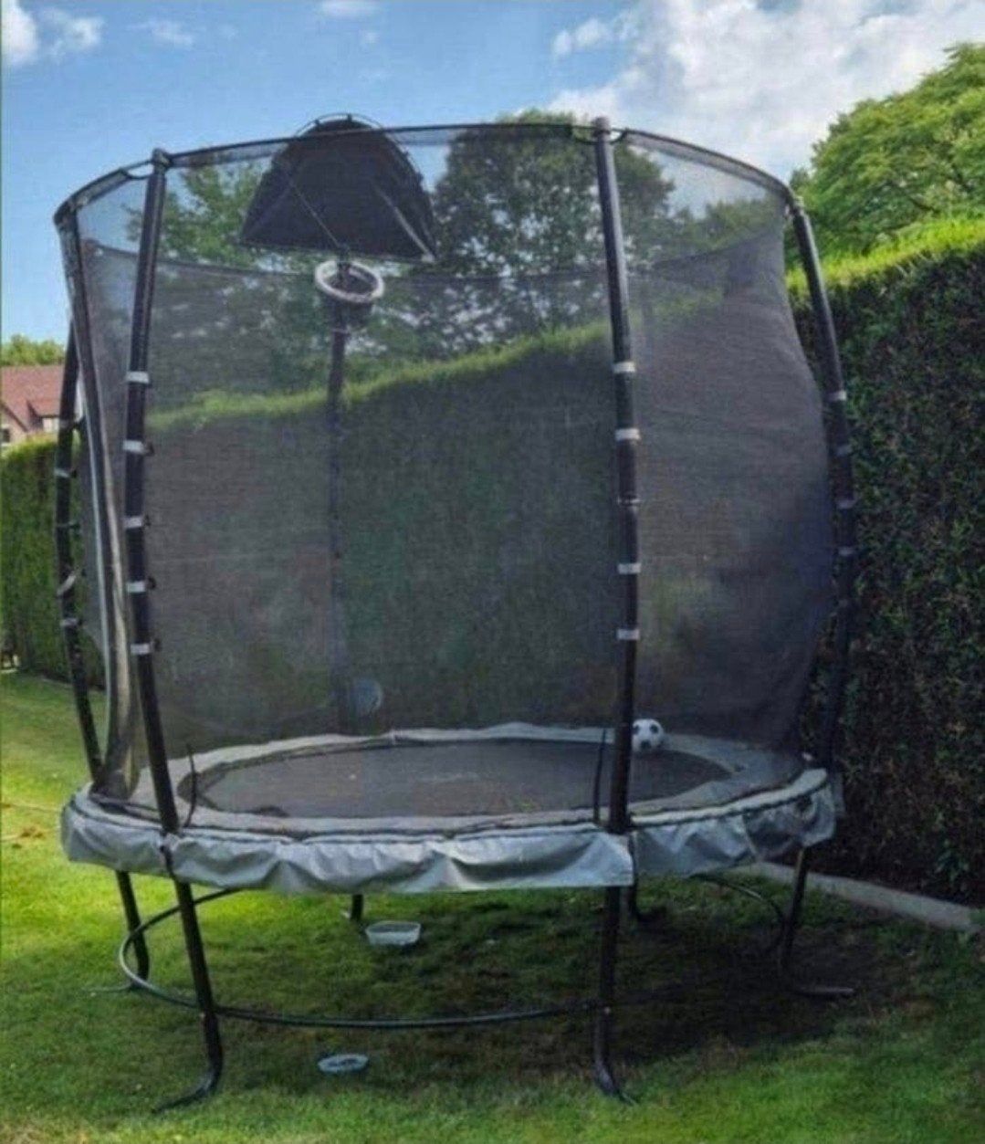 Trampoline en Basketnet en 2 Ballen, Ophalen