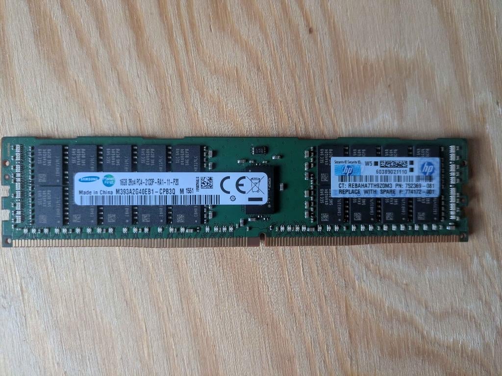 Samsung 16GB 2Rx4 PC4-2133P-RA1 RDIMM ECC, Gebruikt, Server, DDR4, Ophalen of Verzenden