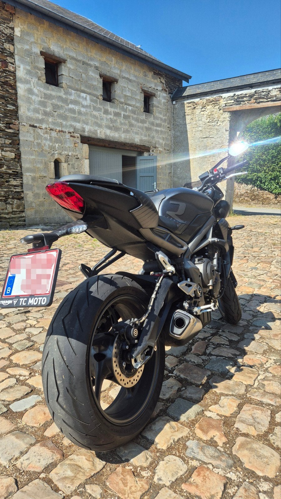 Triumph Street Triple R 765 full options 2500km, Enlèvement, Comme neuf