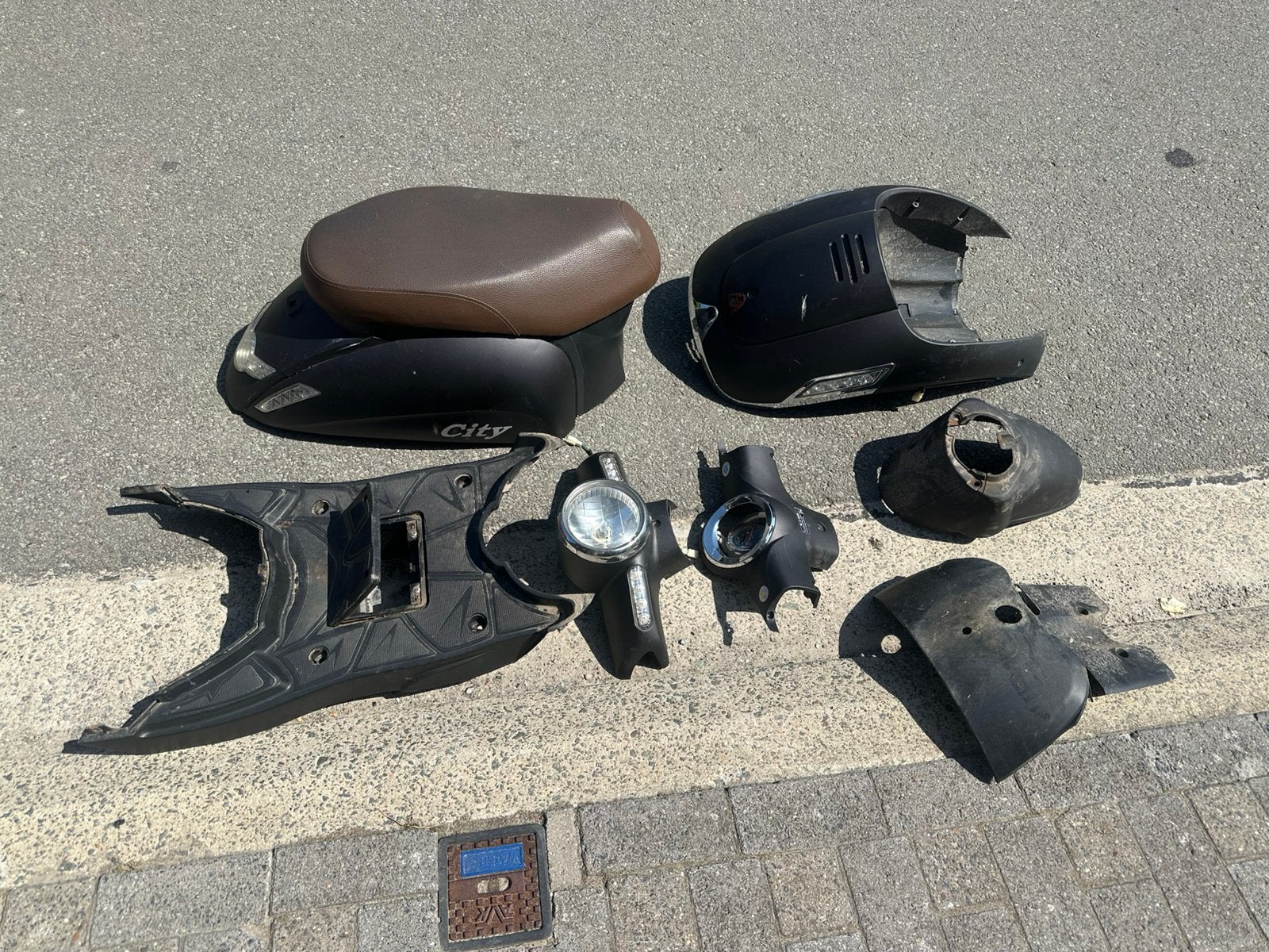 Kappenset alfa city, Ophalen, Zo goed als nieuw
