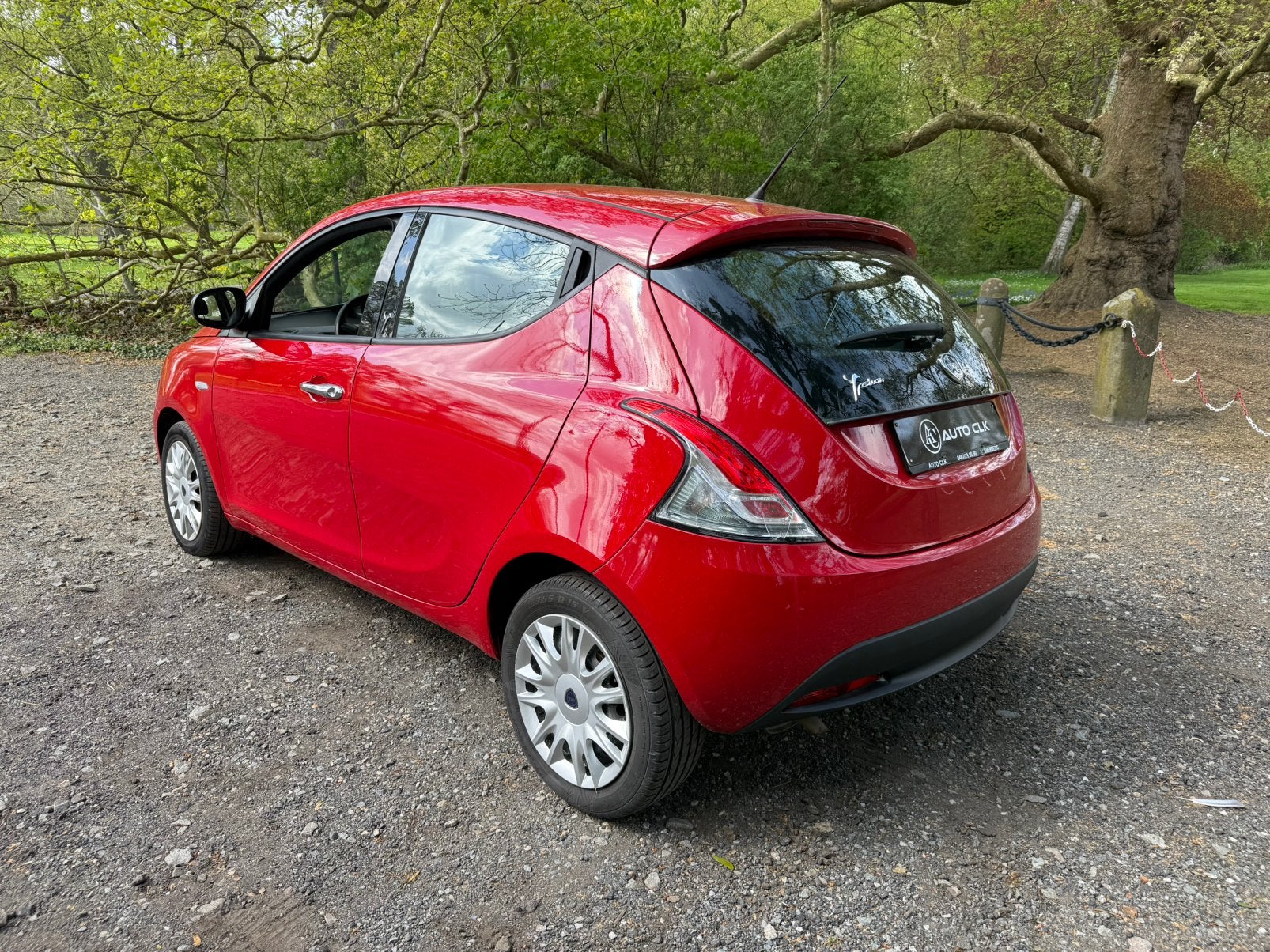 Lancia Ypsilon 2012 1.2i BENZINE 046dKM Airco 12M GARANTIE, Auto's, Voorwielaandrijving, Stof, 1242 cc, Particulier