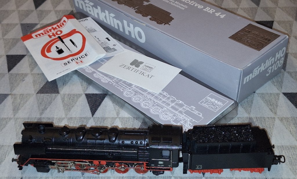 Märklin HO 3108 stoomlocomotief met tender van de DB, Hobby & Loisirs créatifs, Analogique, Enlèvement ou Envoi, Comme neuf, Locomotive