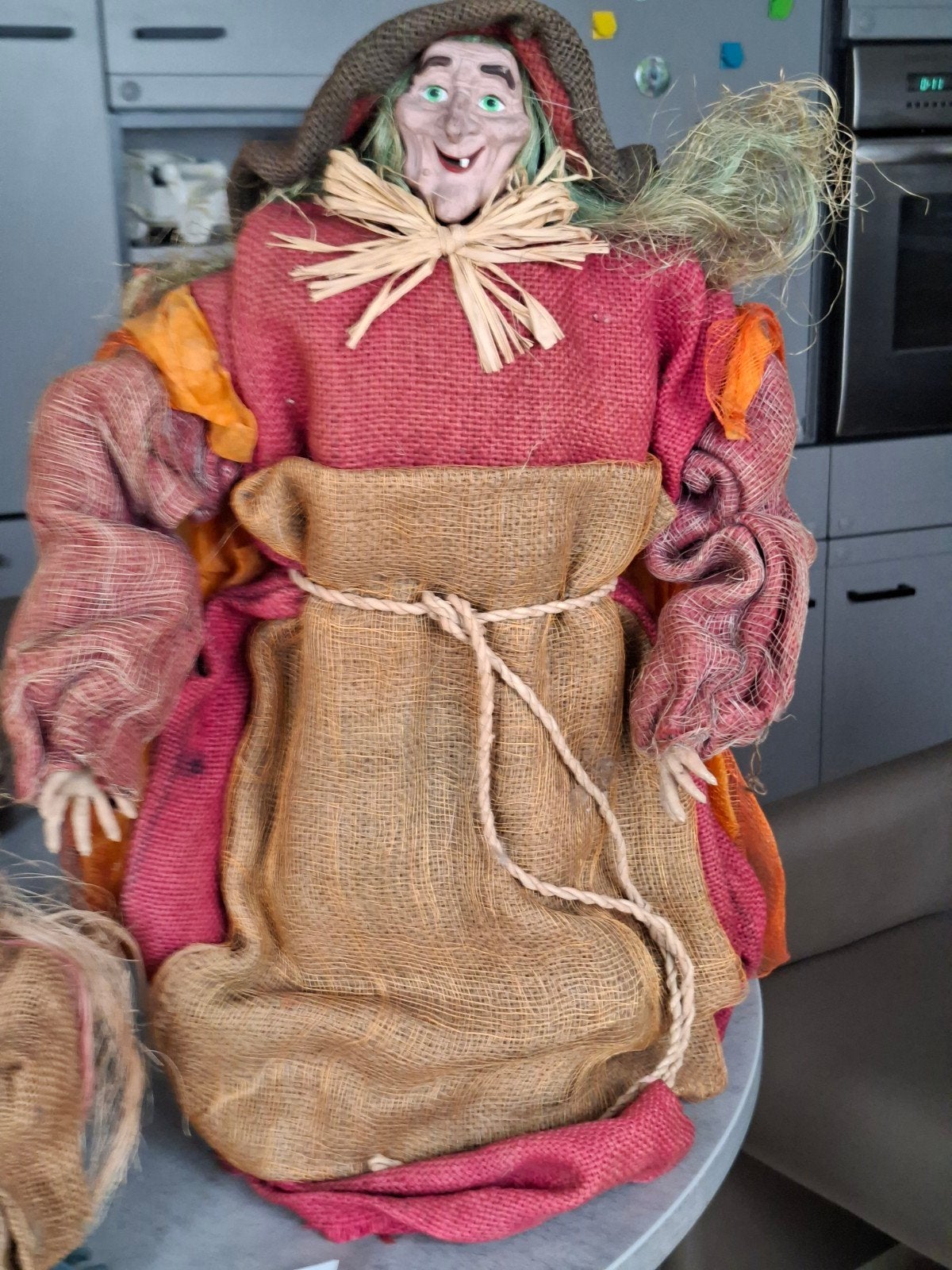halloween heks, Ophalen, Zo goed als nieuw