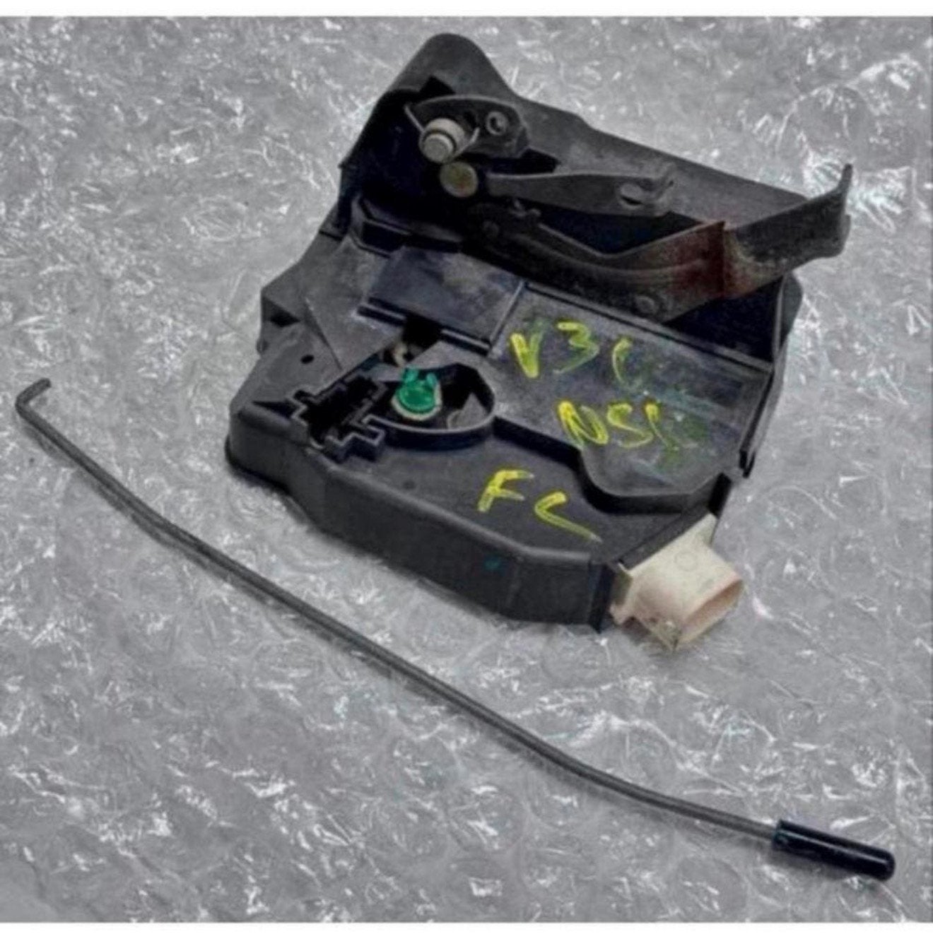 Serrure de porte gauche Land Rover Range Rover LV CWC000071, Enlèvement ou Envoi