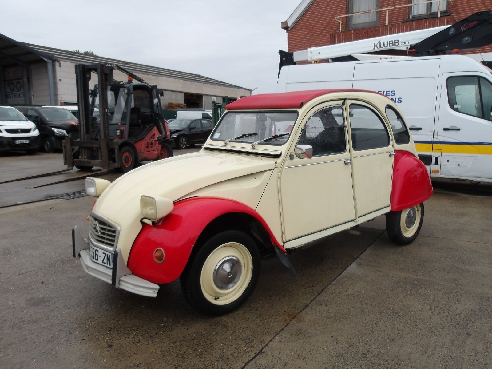 CITROEN 2CV  BENZINE 01/77, Autos, Achat, 2CV, Entreprise, Boîte manuelle