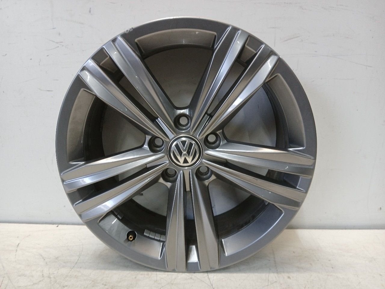 Velg Volkswagen Passat, Auto-onderdelen, Banden en Velgen, Onderdelen@venauto.nl, Van der Ven Autorecycling B.V., Gebruikt, Ettenseweg 76, 4706 PB Roosendaal, The Netherlands