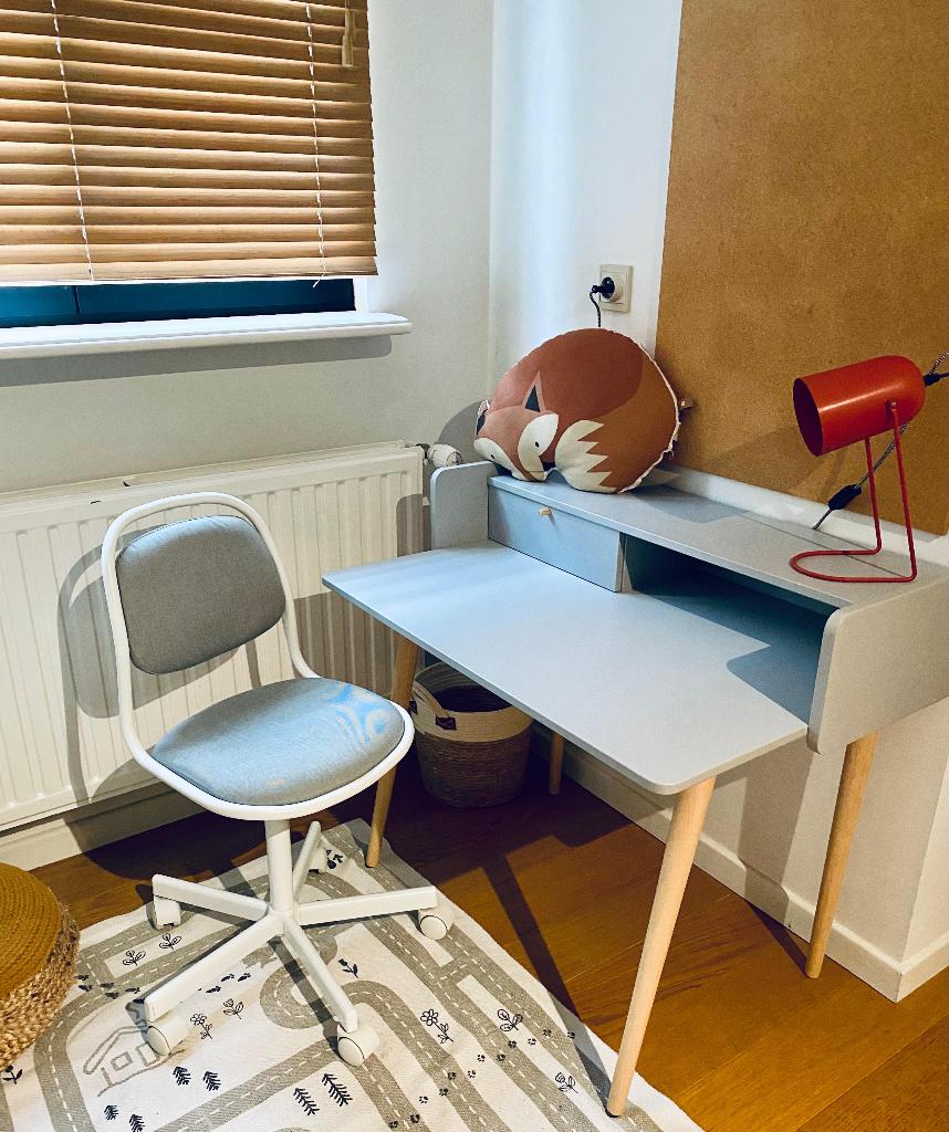 kinderbureau met bureaustoel, Kinderen en Baby's, Ophalen, Gebruikt, Tafel(s) en Stoel(en)
