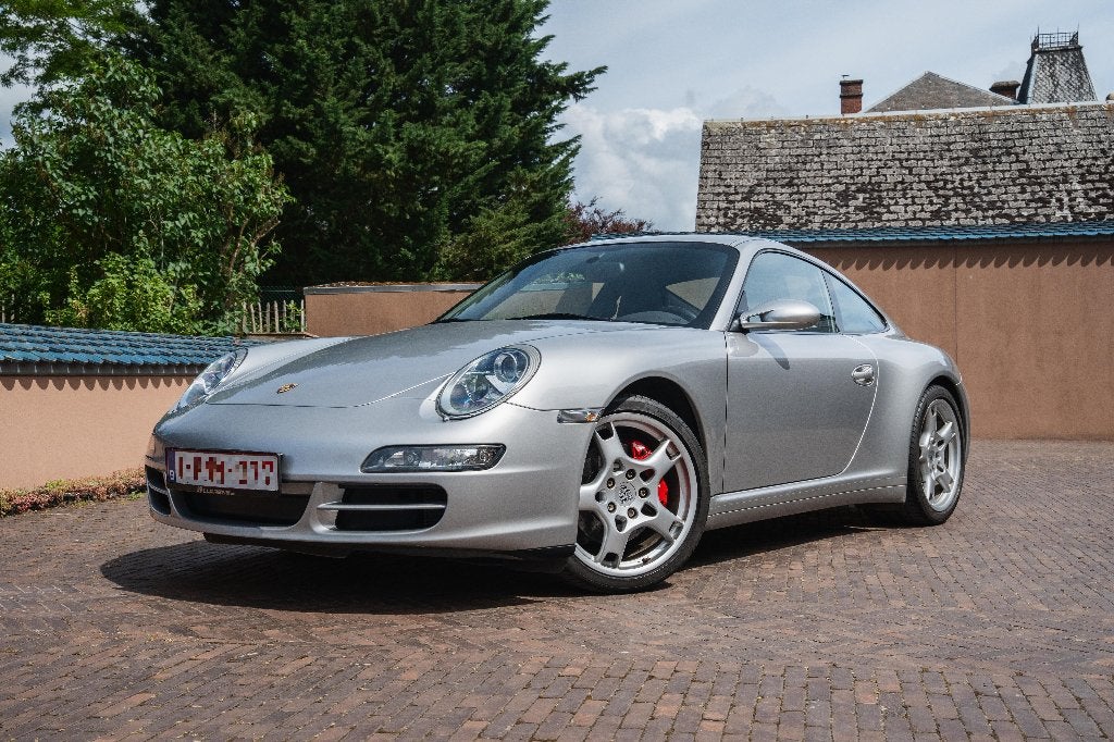 PORSCHE 911 (997) Carrera 4S Coupe 3.8i- BVM- suivi complet, Autos, Cuir, Achat, Boîte manuelle, https://public.car-pass.be/vhr/2df16e8f-c127-46f1-b778-6c7552d2cffc