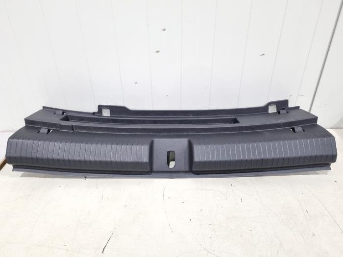 Couverture capteur serrure arrière d'un Volkswagen Polo, Volkswagen, -, 3 mois de garantie, Utilisé