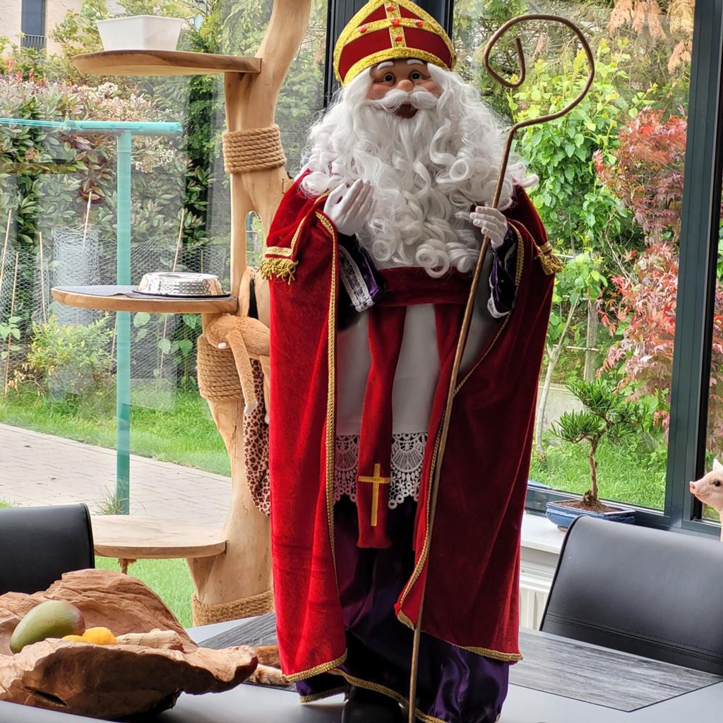 Sint, Ophalen