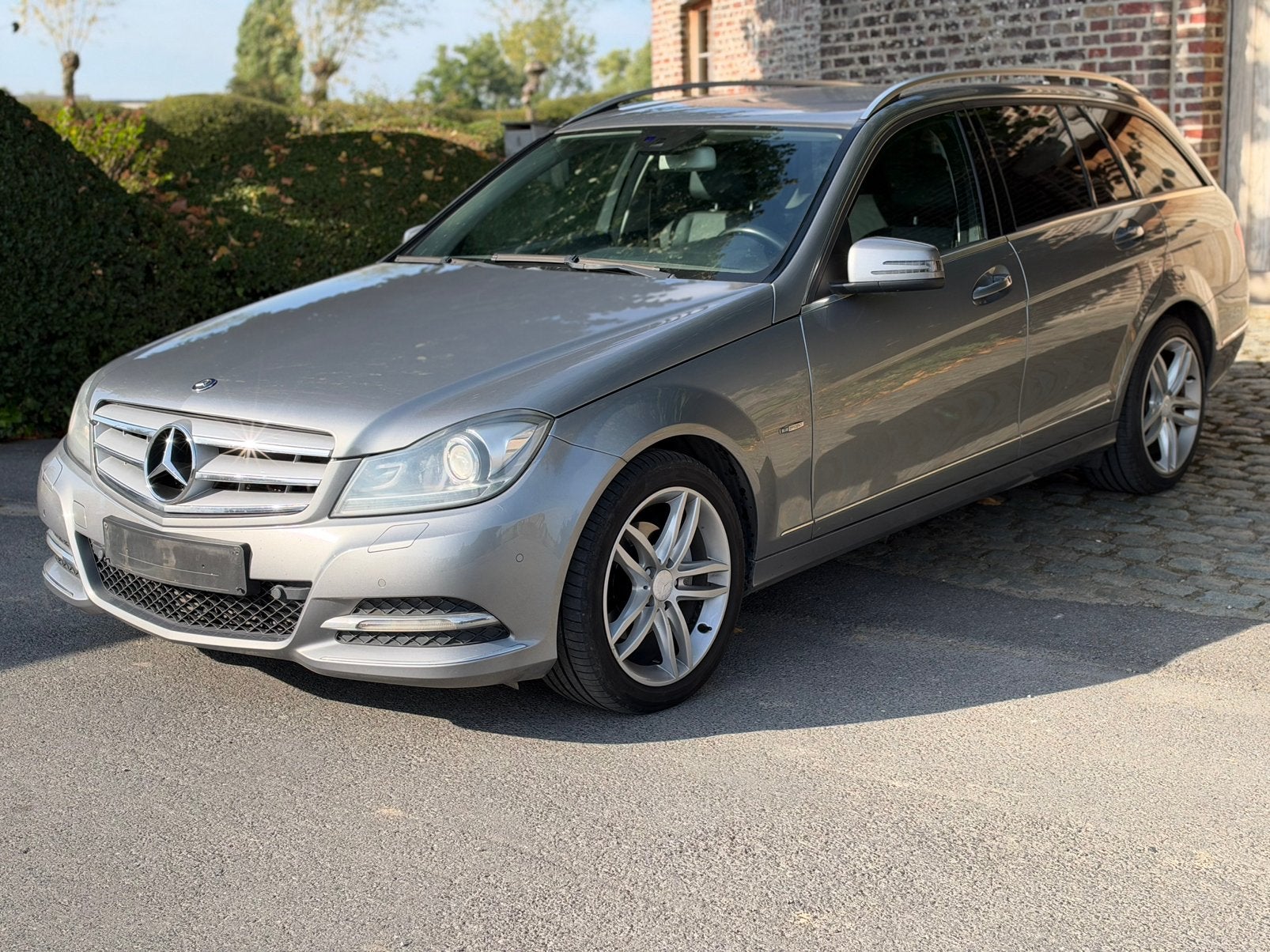 MERCEDES C220/AVANT-GARDE ! /AUTOMATIQUE ! /LIFTING! /5 EURO, Autos, 100 kW, Achat, Entretenue par le concessionnaire, Noir