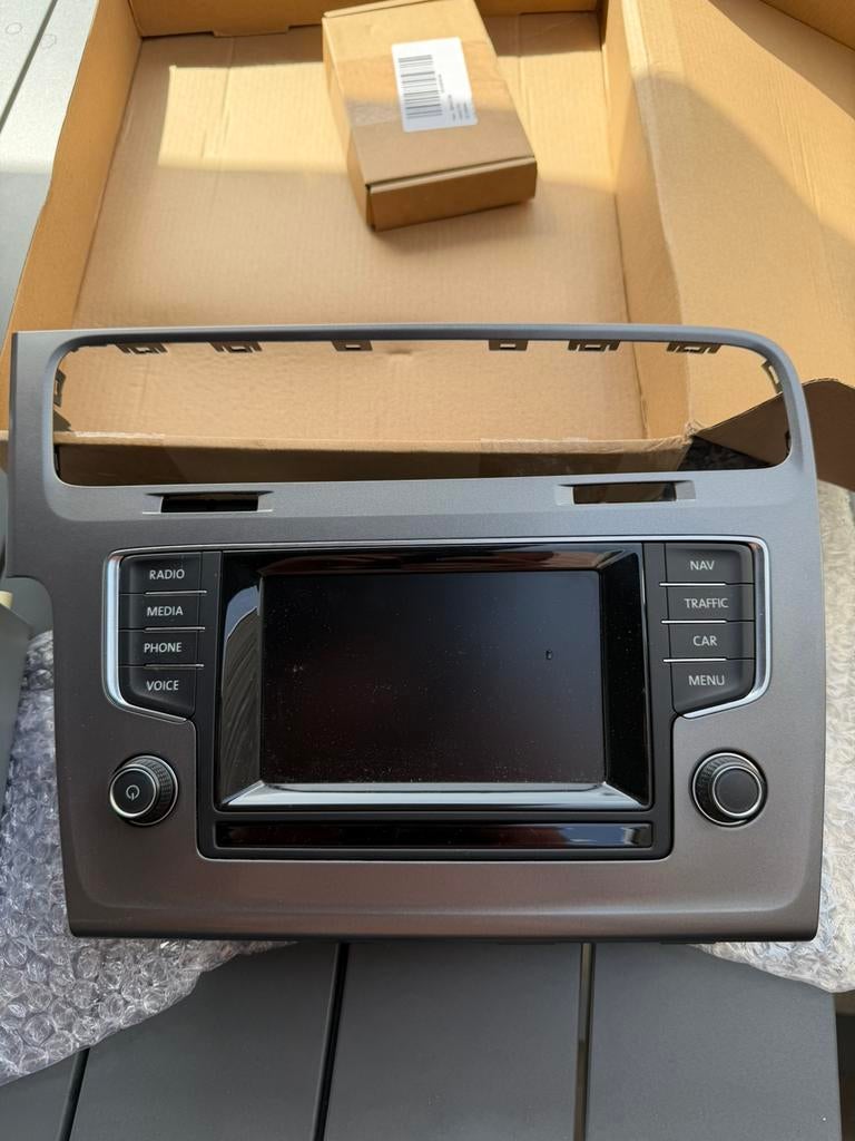 Volkswagen golf 7 radio 2014, Auto diversen, Autoradio's, Ophalen, Zo goed als nieuw