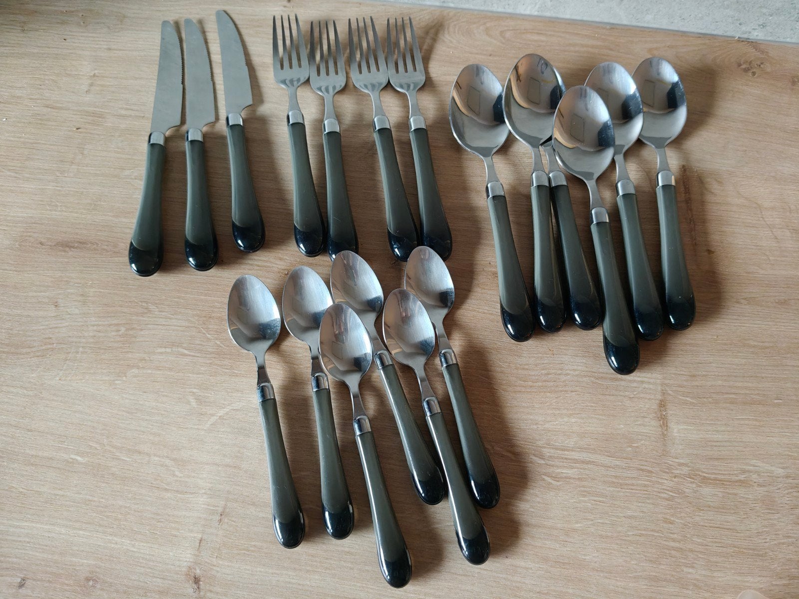 halve set maar wel allemaal nieuw, Enlèvement, Neuf, Couverts individuels