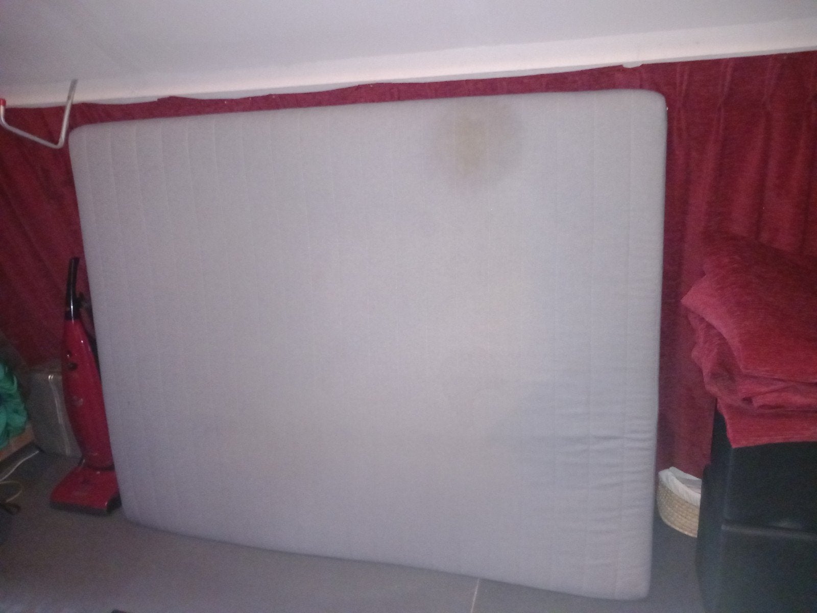 Gratis matras, en lattenbodems, Huis en Inrichting, Ophalen, Matras