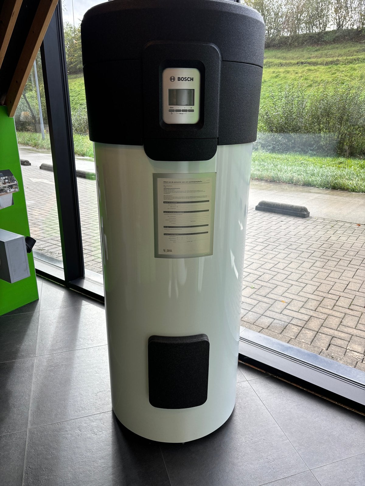 Warmtepomp boiler bosch 270 liter  - toonzaalmodel, 100 liter of meer, Ophalen, Nieuw, Boiler