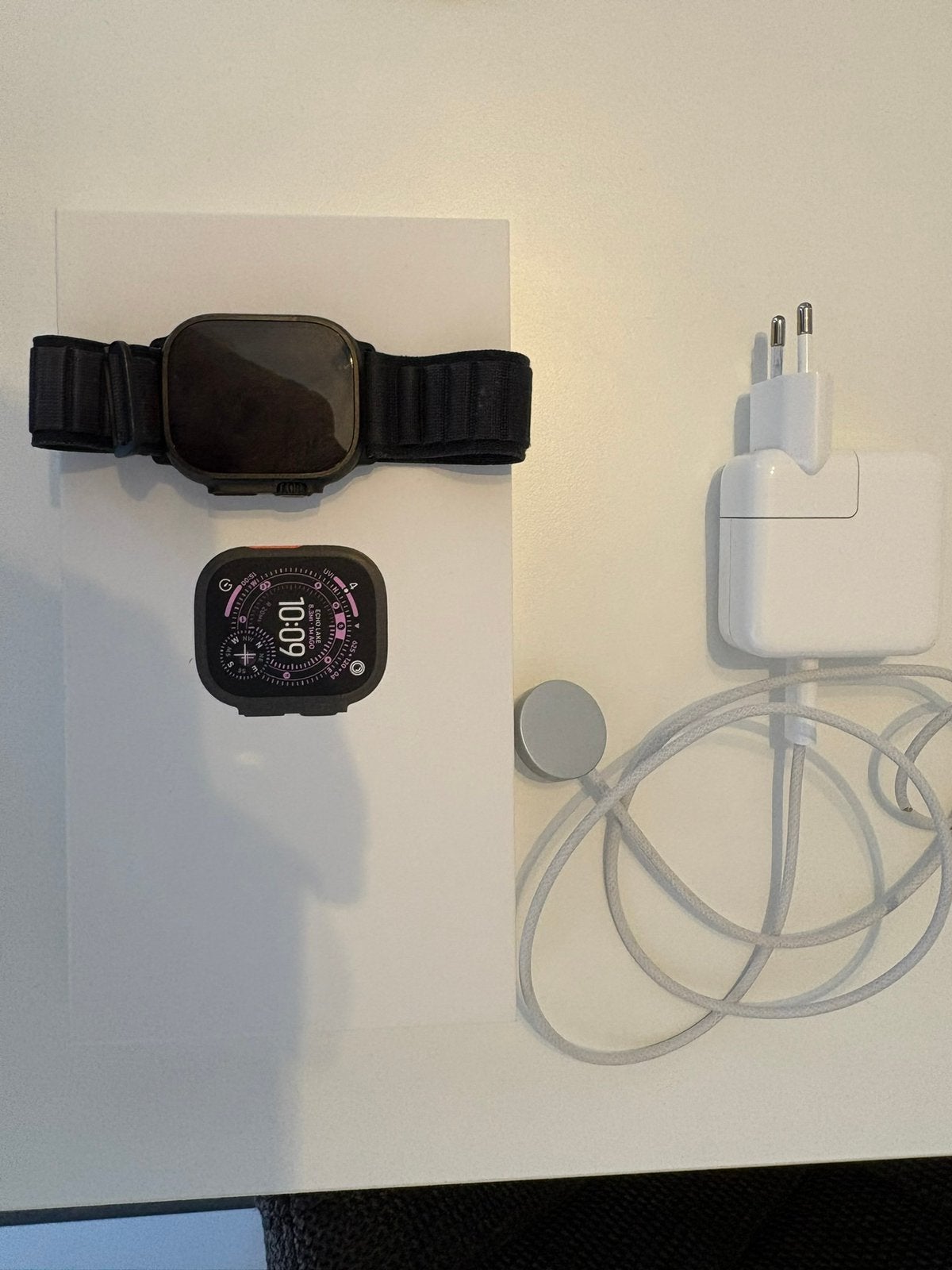 Apple Watch Ultra 3, Ophalen of Verzenden, Zo goed als nieuw, Zwart, IOS