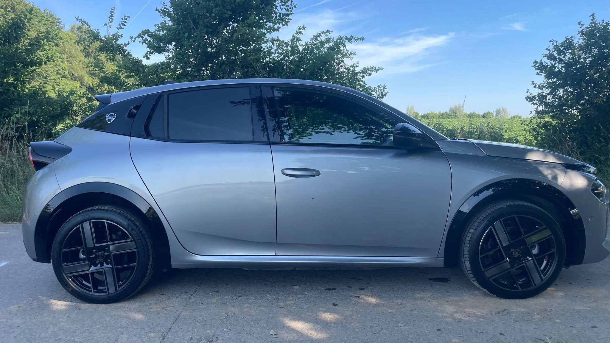 Lancia Ypsilon e-Ypsilon 54 kWh LX Pack Exclusive Prix TVAC, Auto's, Gebruikt, Particulier, 156 pk, Velours