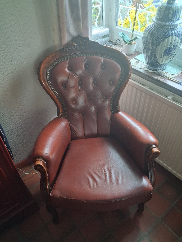 fauteuils en cuir anciens (2), Maison & Meubles, 75 à 100 cm, Klassiek, Enlèvement, Utilisé