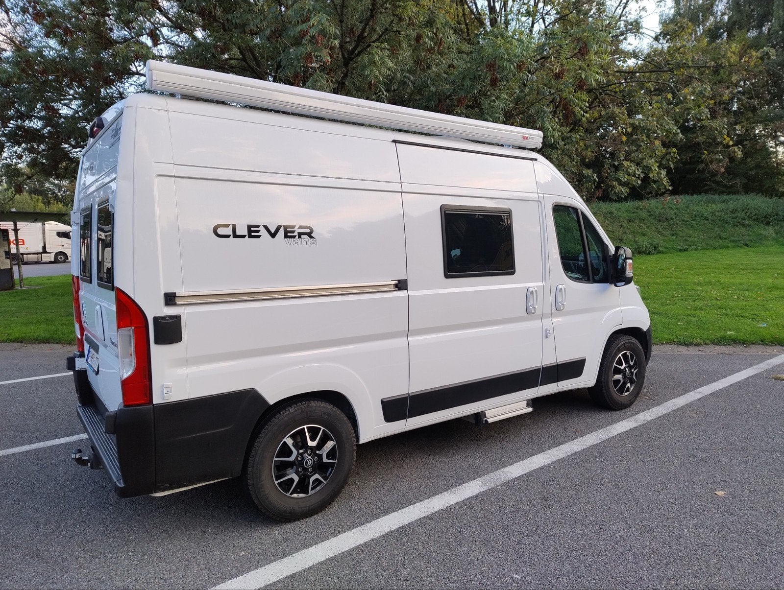 Campervan Possl Clever 540,25000km, Caravans en Kamperen, Buscamper of Camperbus, Ringverwarming, Pössl, Tot en met 3