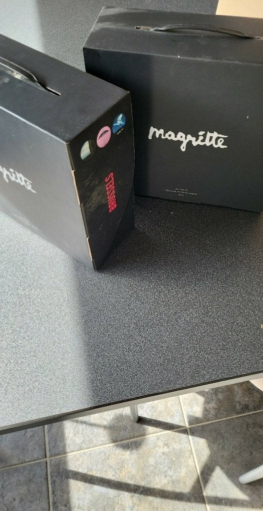 2 x margritte collectors box this is not just ...water, Ophalen of Verzenden