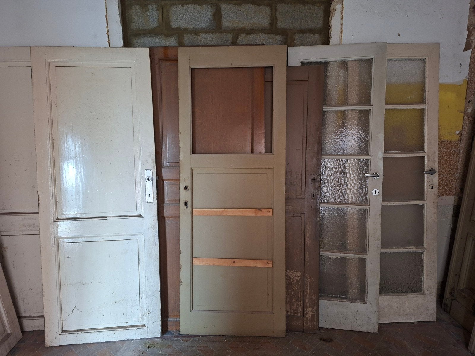 Portes anciennes en massif à donner, 10 pièces, Bricolage & Construction, Enlèvement