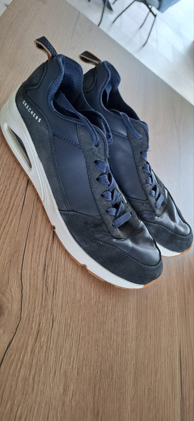Skechers maat 43 gedragen in goede staat, Enlèvement, Chaussures