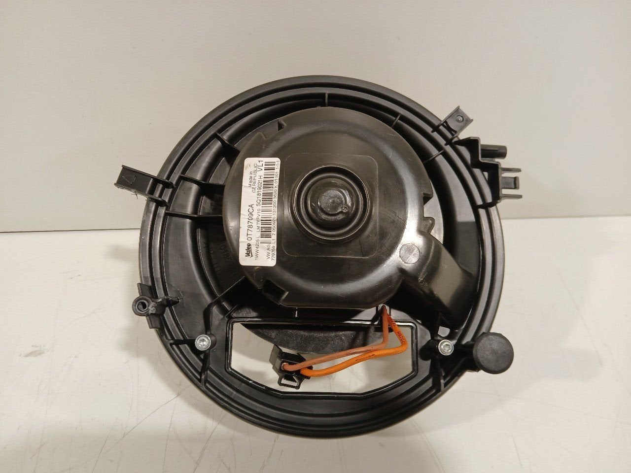 Kachel ventilator motor Skoda Karoq, Onderdelen@venauto.nl, Van der Ven Autorecycling B.V., Gebruikt, Ettenseweg 76, 4706 PB Roosendaal, The Netherlands