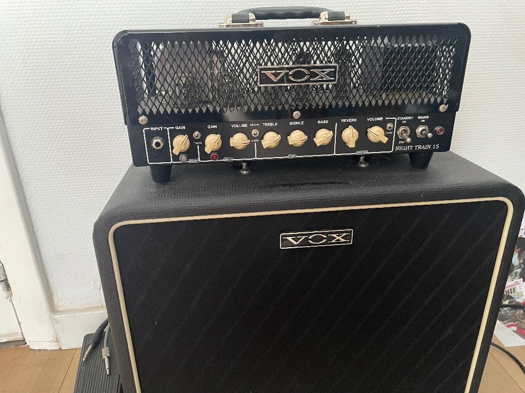 E gitaar versterker, Musique & Instruments, Amplis | Basse & Guitare, Enlèvement, Comme neuf, Guitare, Moins de 50 watts